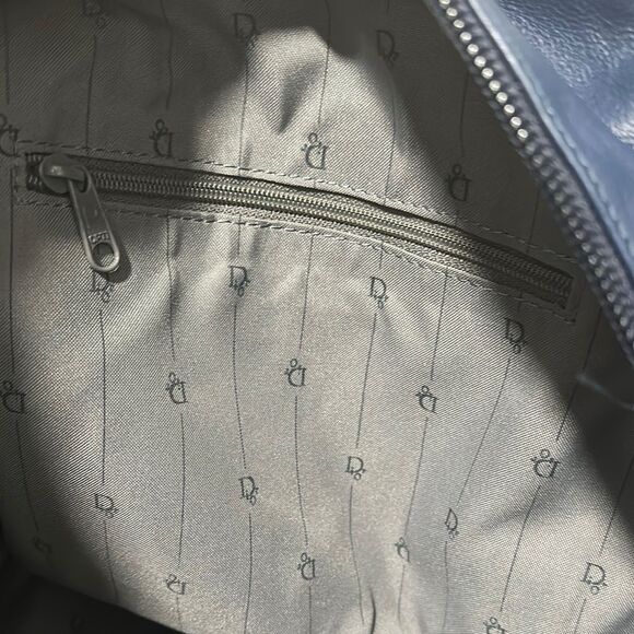 Elegant Navy Blue Tote Bag leather zip closure with CD logo - Picture 10 of 12